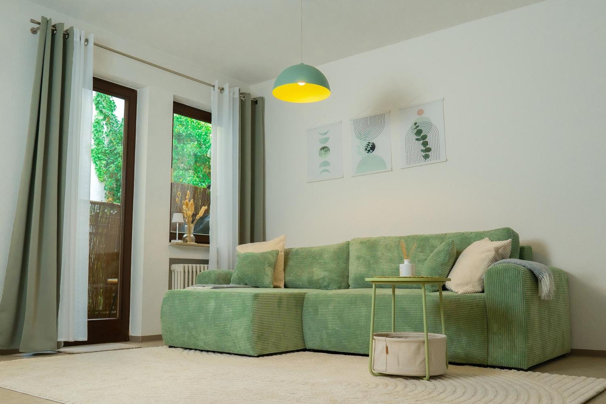 Einzigartiges Scandi Apartment - Innenstadt Mit Parkplatz, Balkon & Wlan - Perfekt Fuer Radfahrer Riedlingen Exterior photo